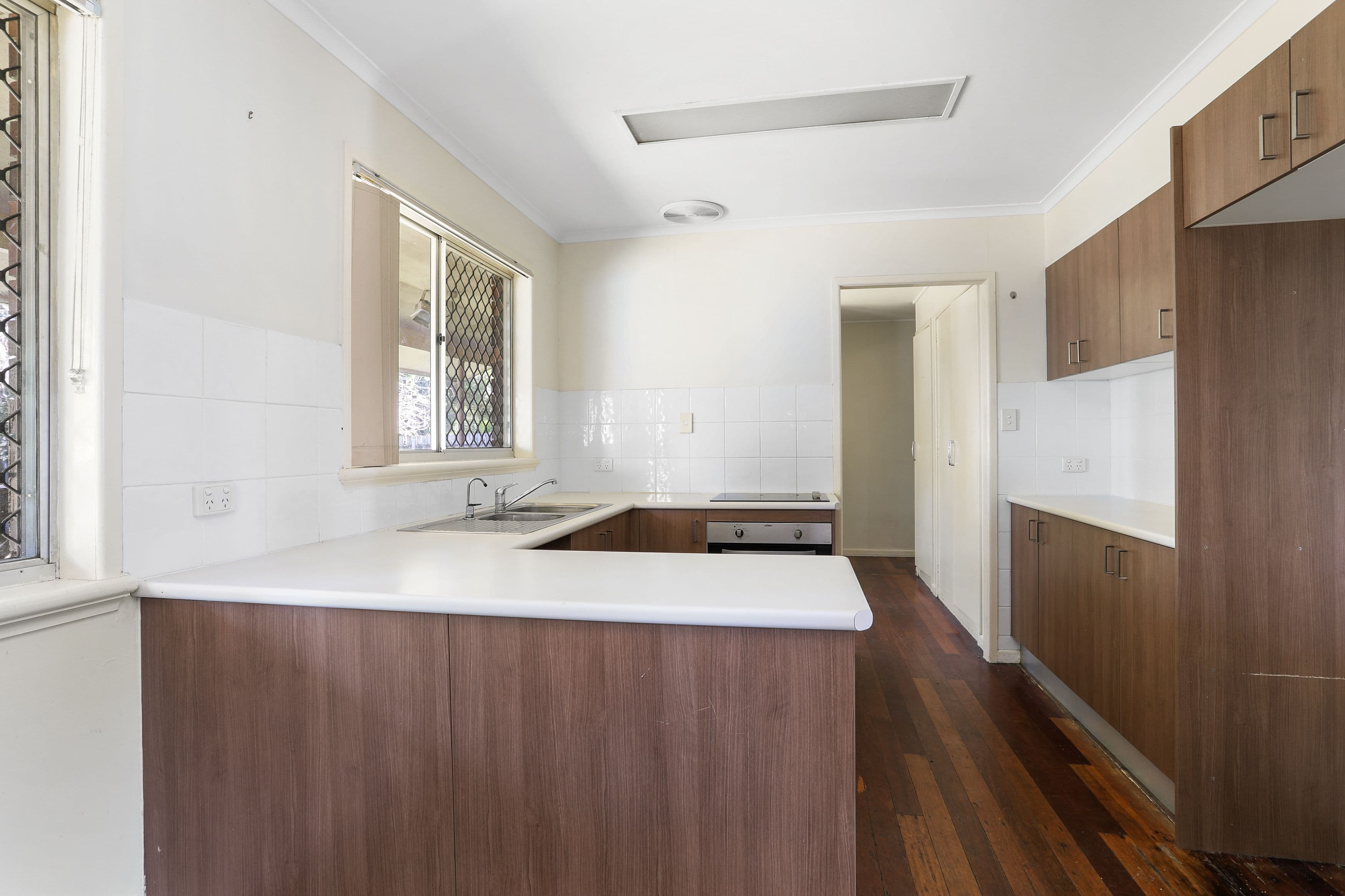 345 Anzac Avenue, Kippa-Ring QLD 4021, Kippa-Ring - Thumbnail 2