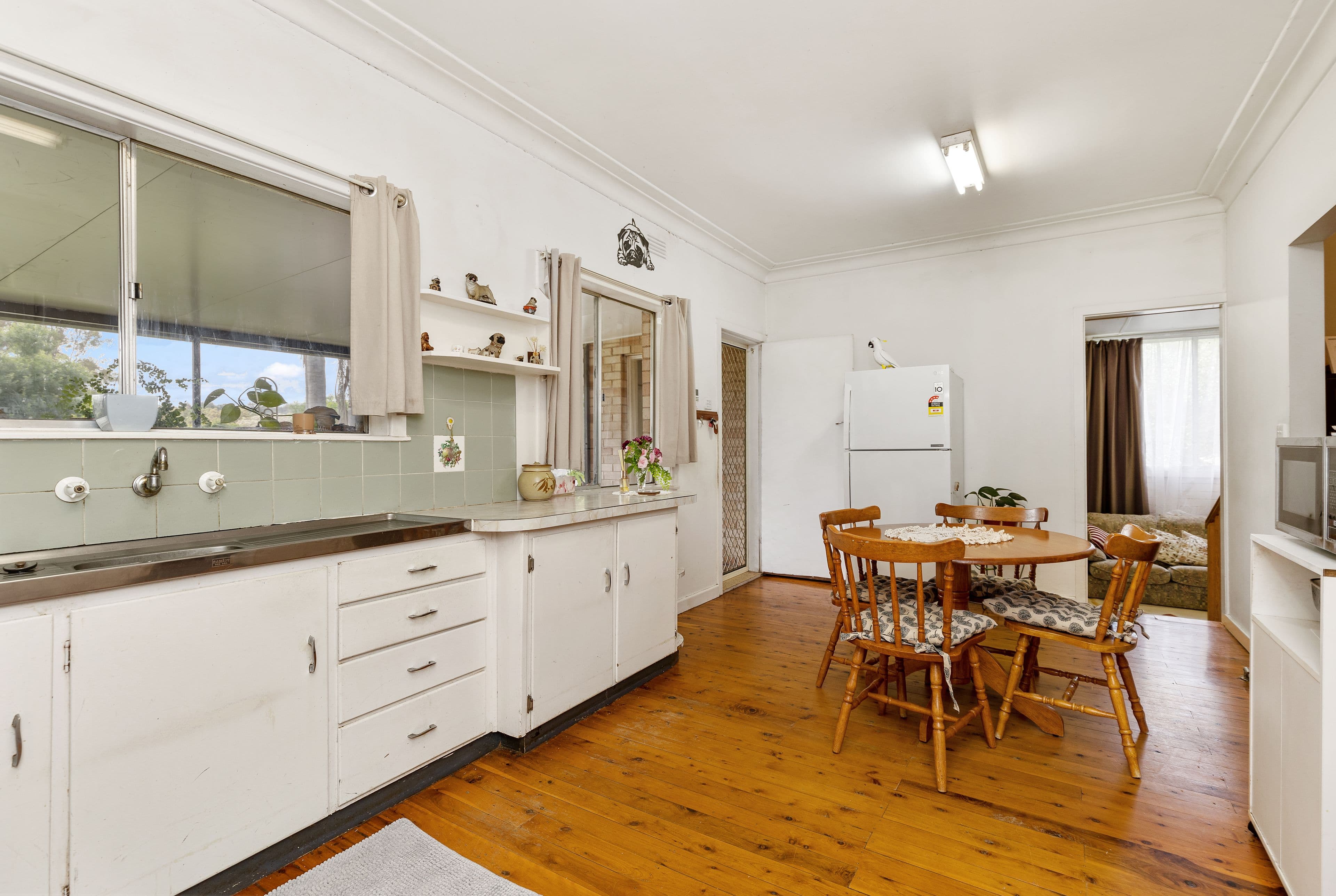 23 Eugene Avenue, San Isidore NSW 2650, San Isidore - Thumbnail 4