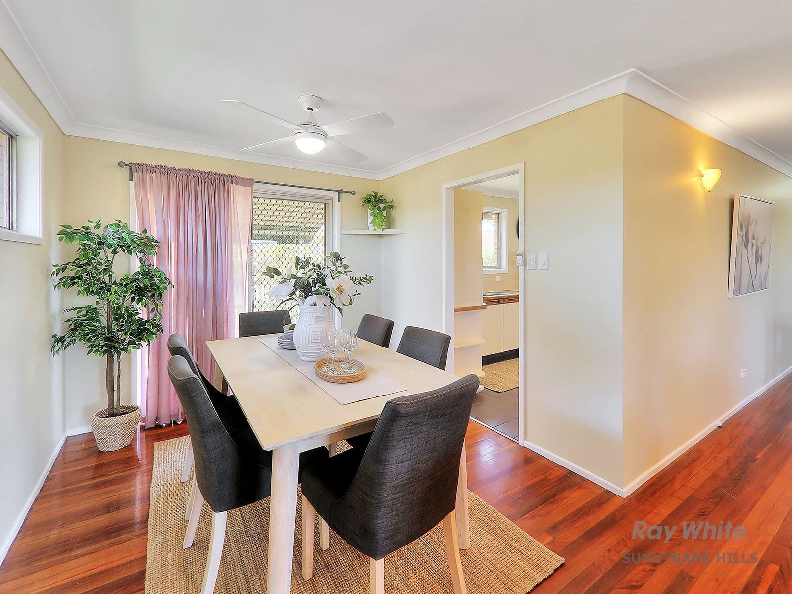 82 Morialta Street, Mansfield QLD 4122, Mansfield - Thumbnail 4