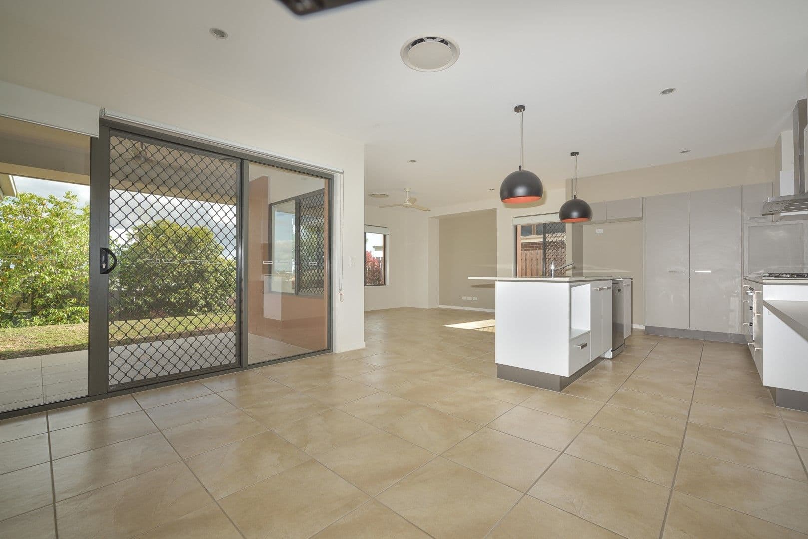 110 Emmadale Drive, New Auckland QLD 4680, New Auckland - Thumbnail 6