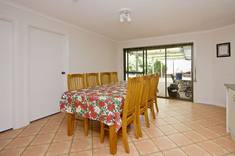 RIVERHILLS QLD 4074, Riverhills - Thumbnail 4