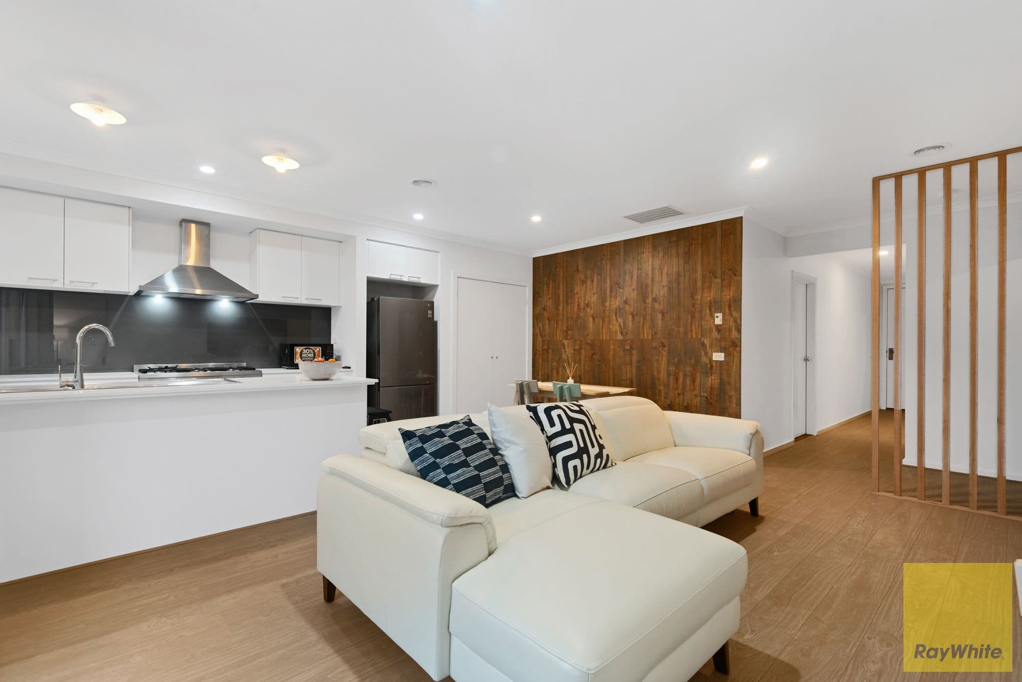 25 Plenitude Road, Tarneit VIC 3029, Tarneit - Thumbnail 2