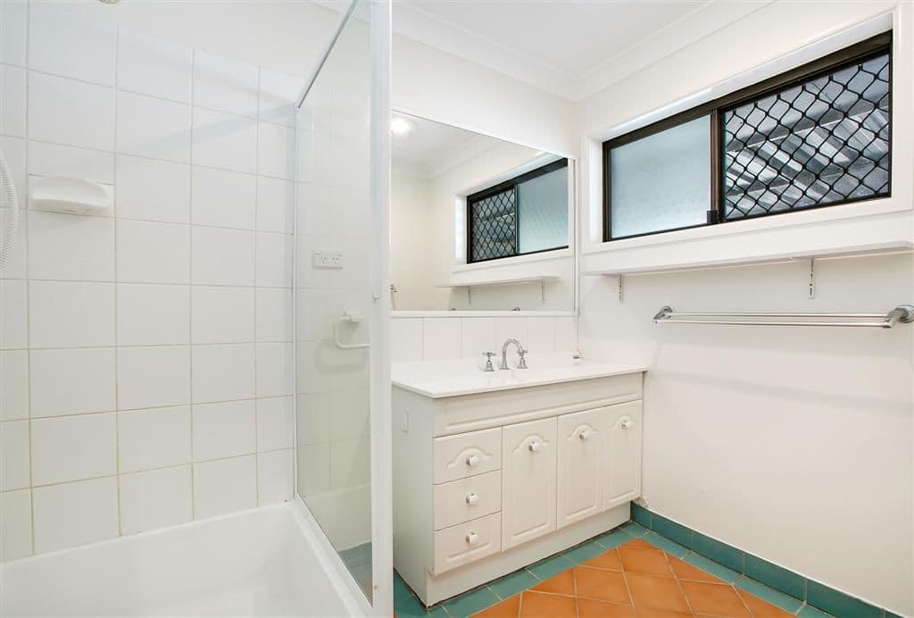 129 Burbank Road, BIRKDALE QLD 4159, Birkdale - Thumbnail 7