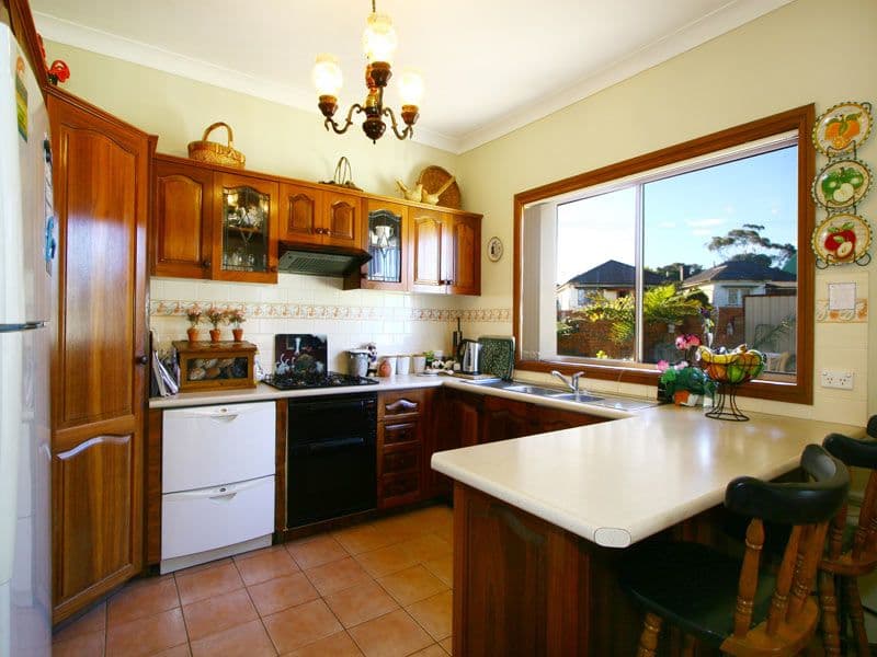 2  Parkes Street, PORT KEMBLA NSW 2505, Port Kembla - Thumbnail 3
