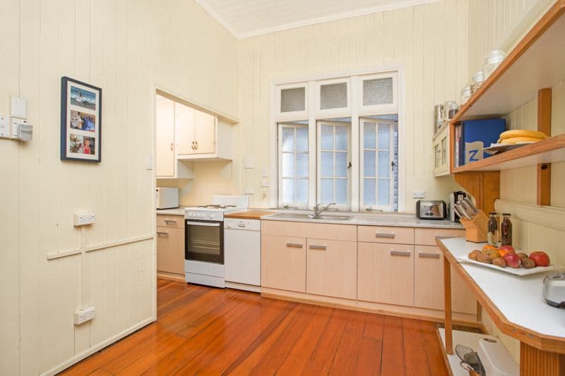 9 Donaldson Street, Greenslopes QLD 4120, Greenslopes - Thumbnail 5