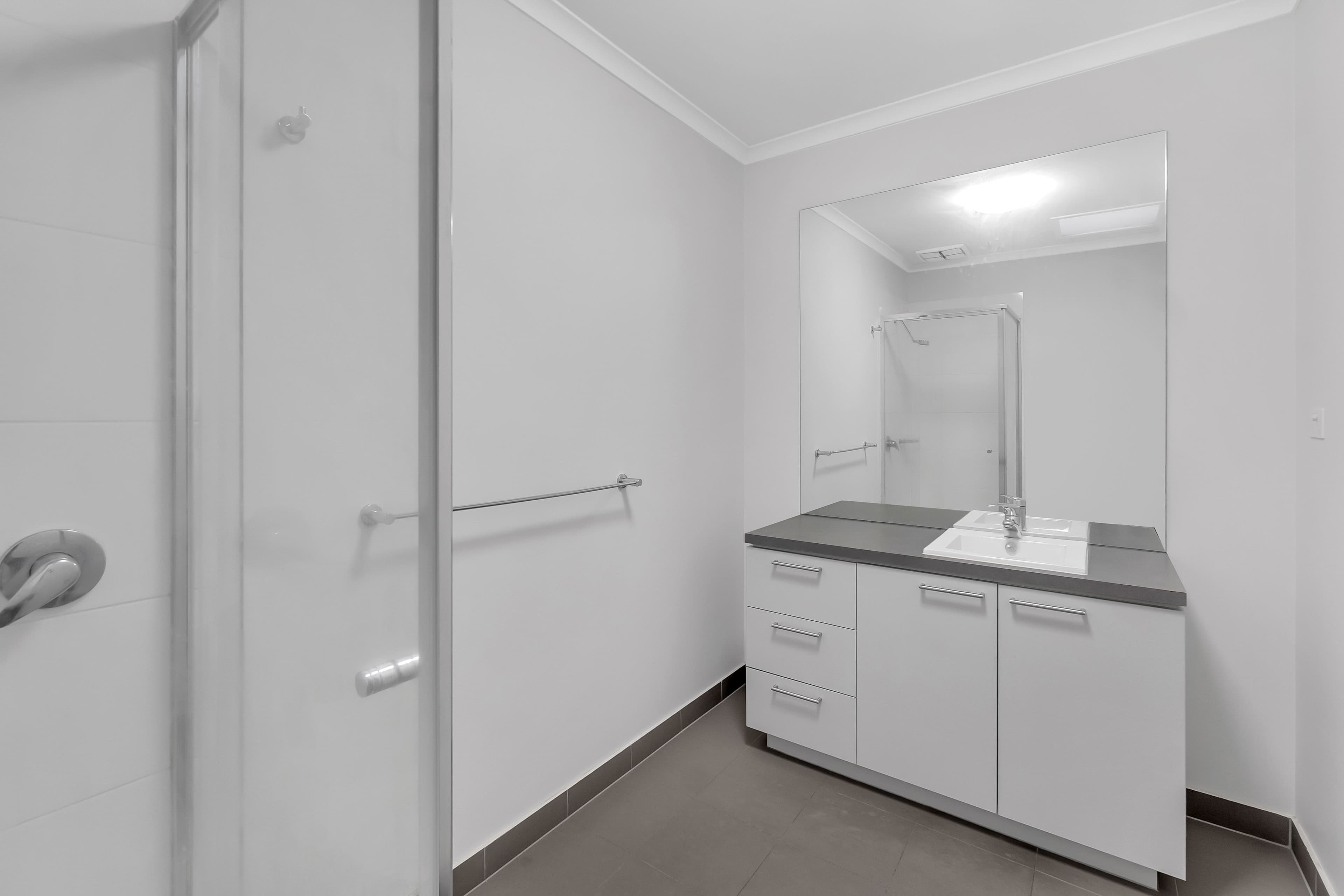 2C Grove Way, Wantirna South VIC 3152, Wantirna South - Thumbnail 7