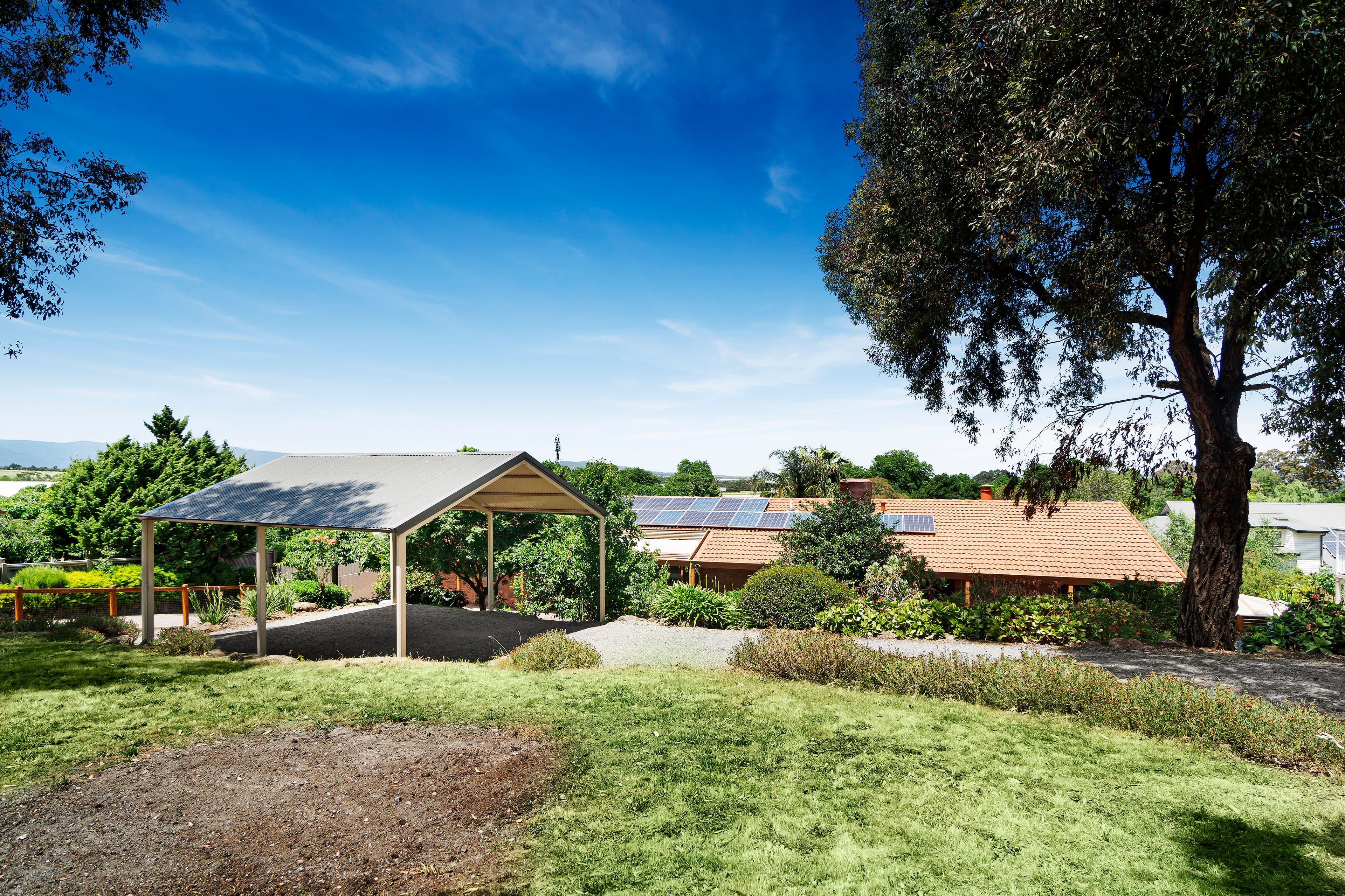 8 Frances Avenue, Yarra Glen VIC 3775, Yarra Glen - Thumbnail 3