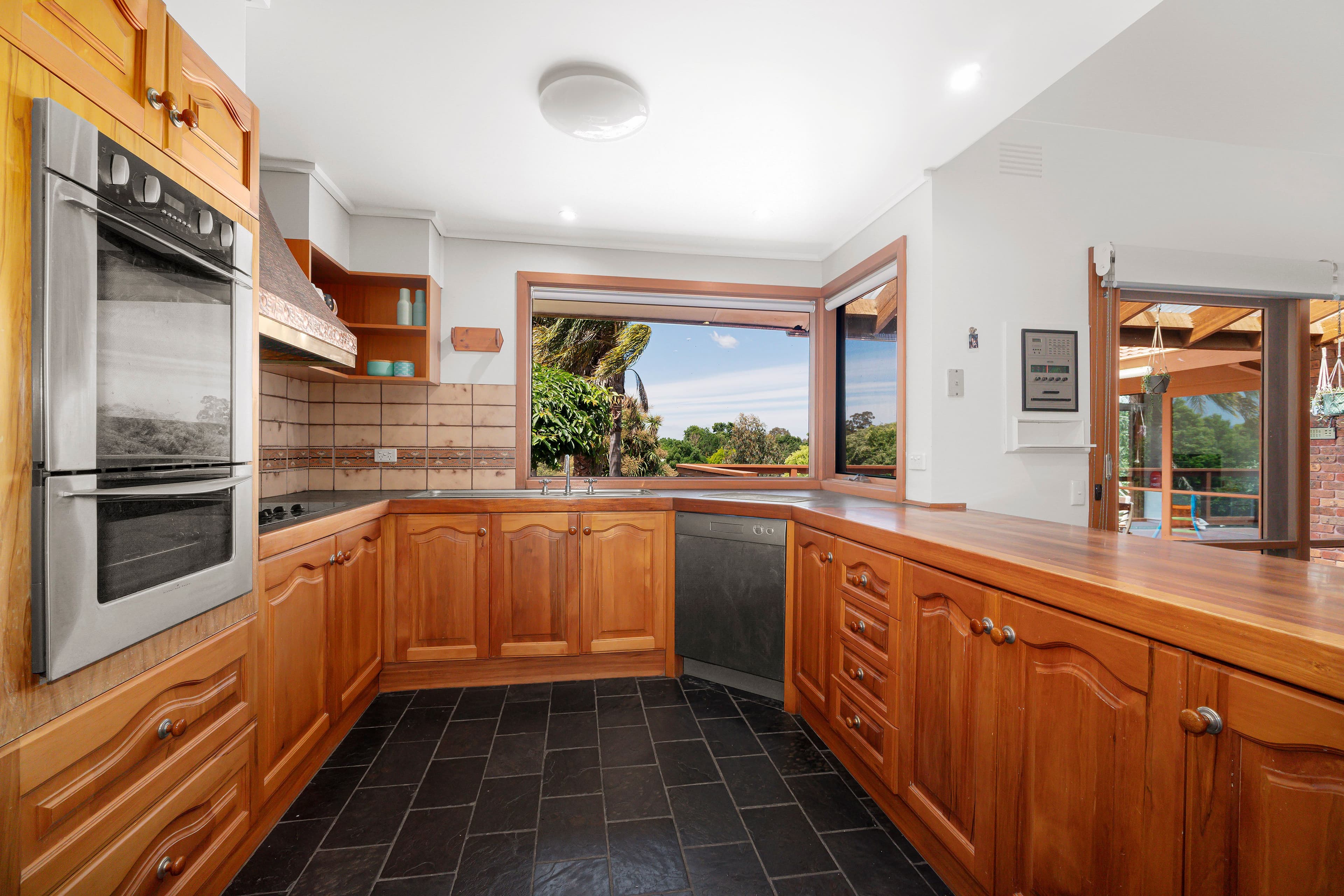 8 Frances Avenue, Yarra Glen VIC 3775, Yarra Glen - Thumbnail 5