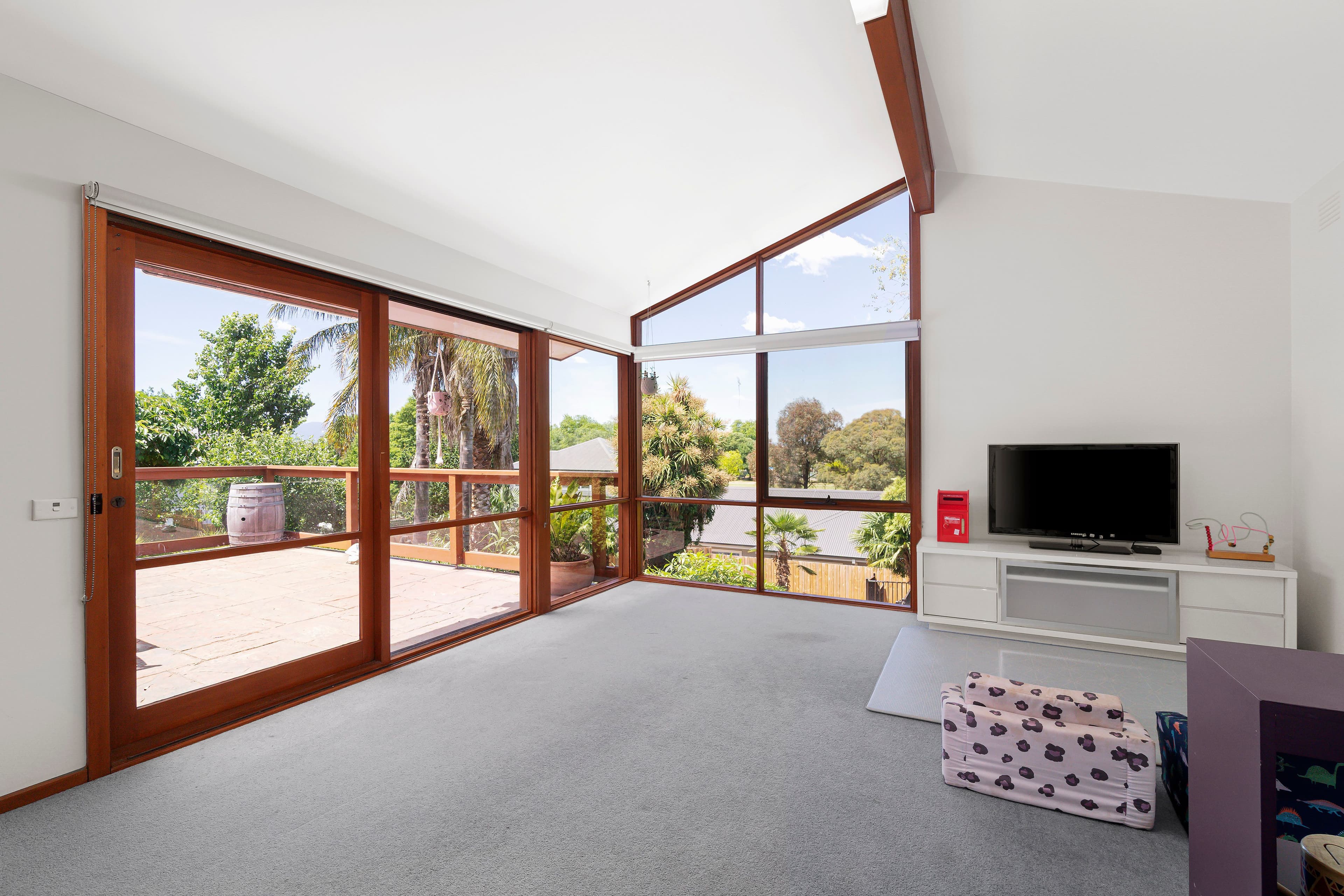 8 Frances Avenue, Yarra Glen VIC 3775, Yarra Glen - Thumbnail 7