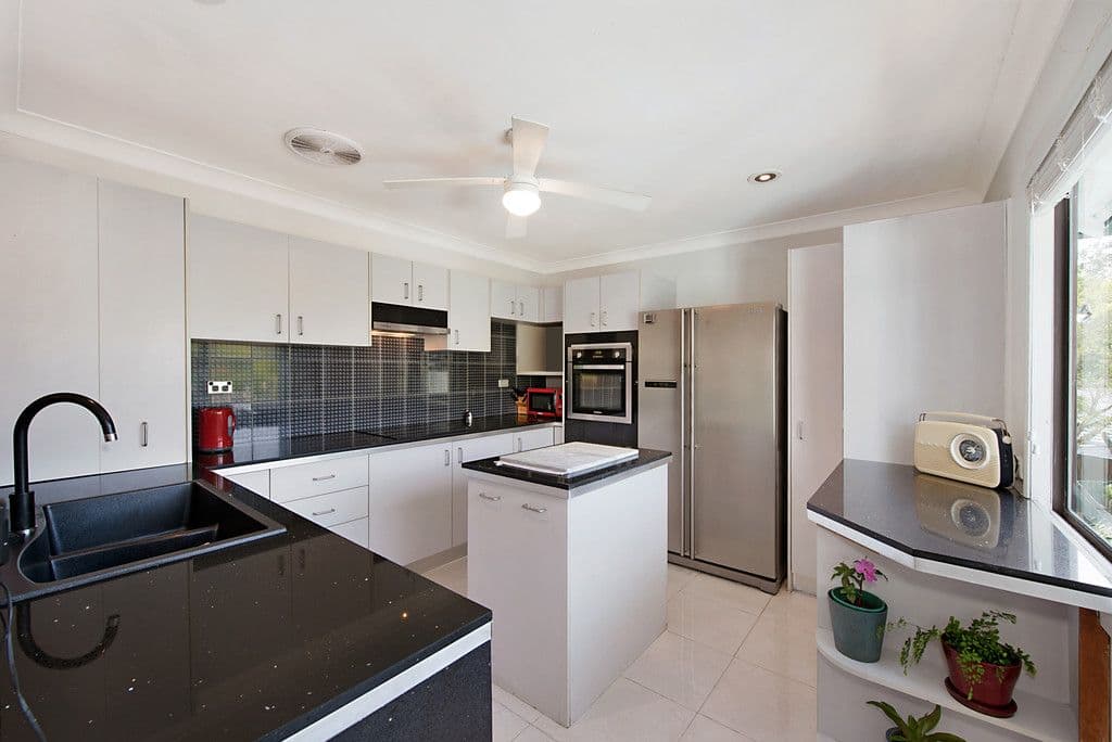 7 Talasea Street, Chapel Hill QLD 4069, Chapel Hill - Thumbnail 4