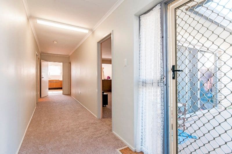 177 Pine Mountain Road, BRASSALL QLD 4305, Brassall - Thumbnail 2