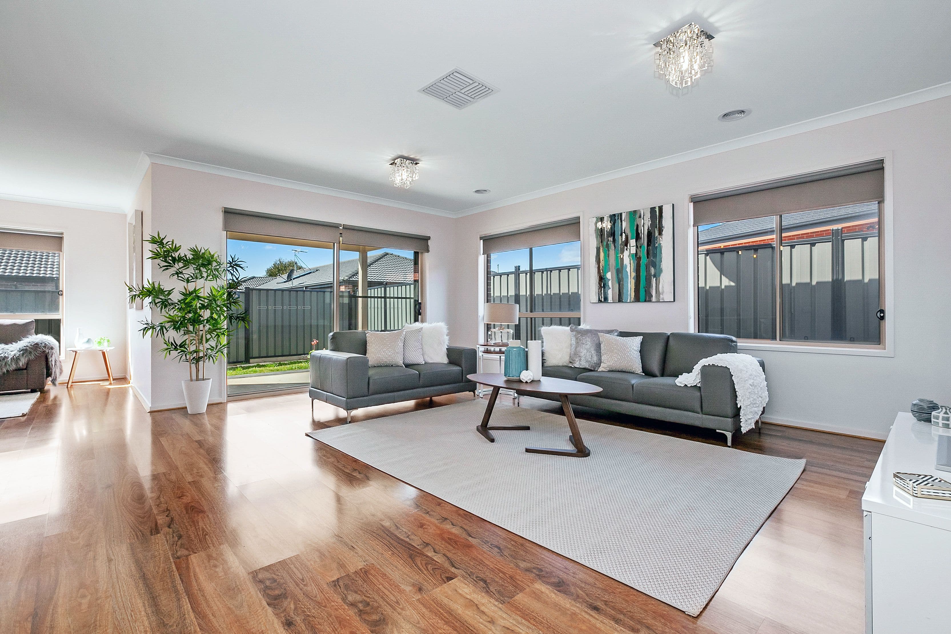 6 Dalwhinnie Close, Mernda VIC 3754, Mernda - Thumbnail 2