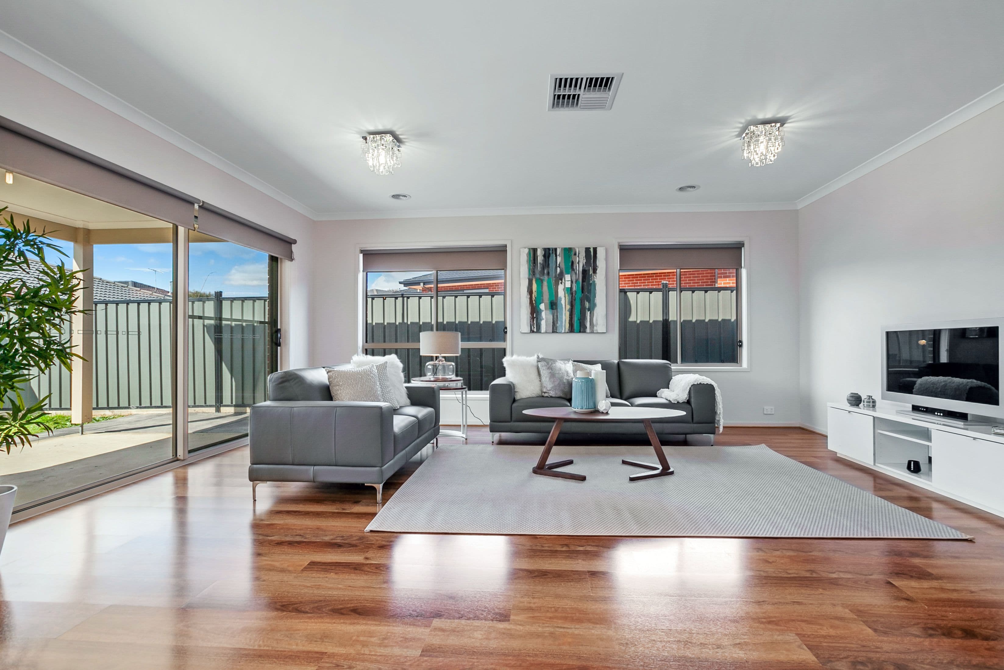 6 Dalwhinnie Close, Mernda VIC 3754, Mernda - Thumbnail 3