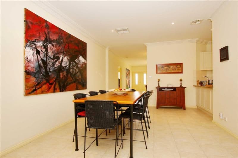 6 Forrest Place, TAYLORS LAKES VIC 3038, Taylors Lakes - Thumbnail 5