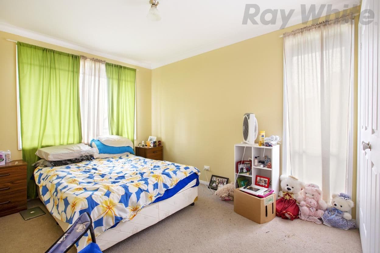 14 Tamworth Crescent, Hoxton Park - Thumbnail 2