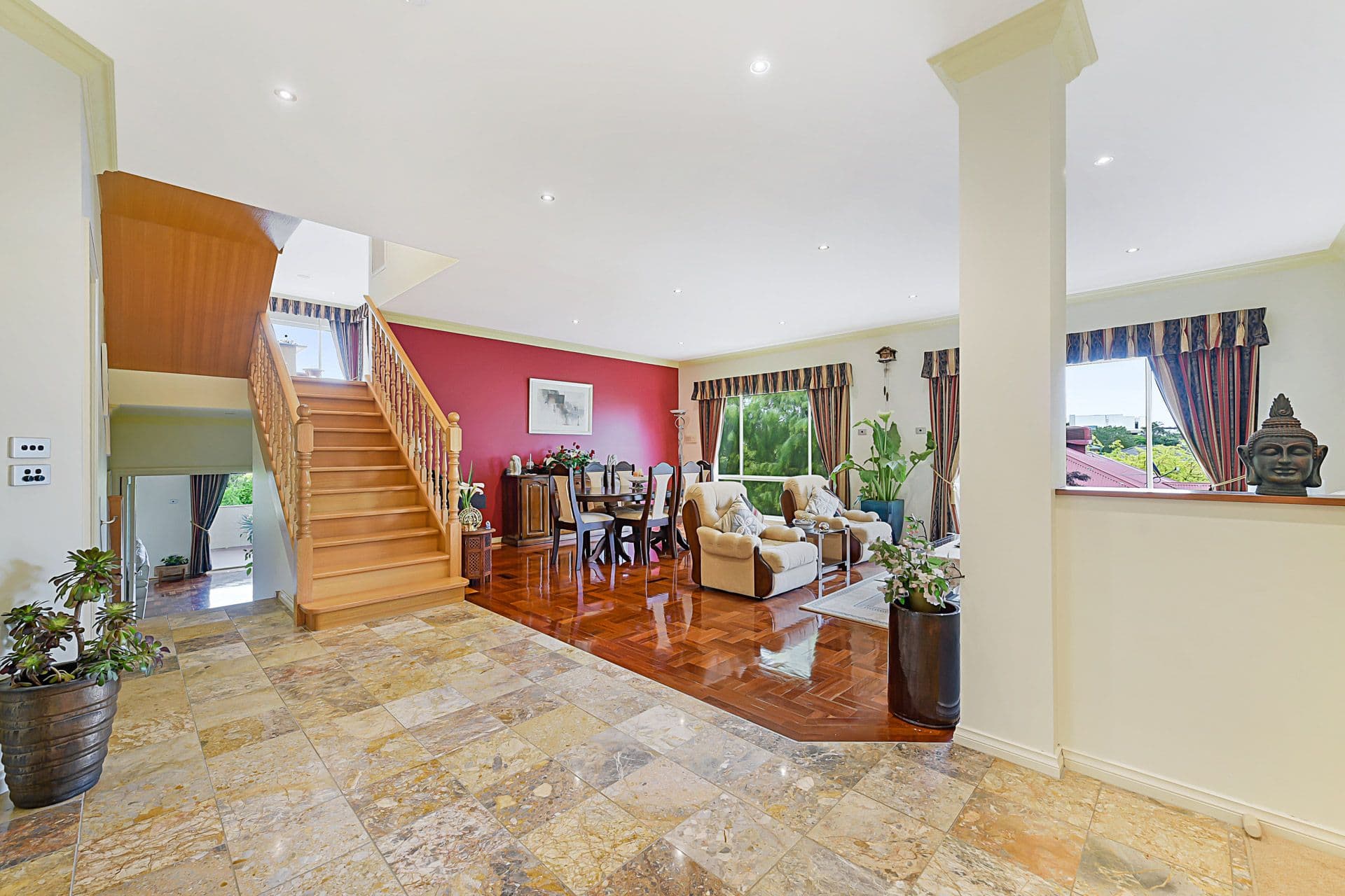 6 Renwarl Close, Berwick VIC 3806, Berwick - Thumbnail 3