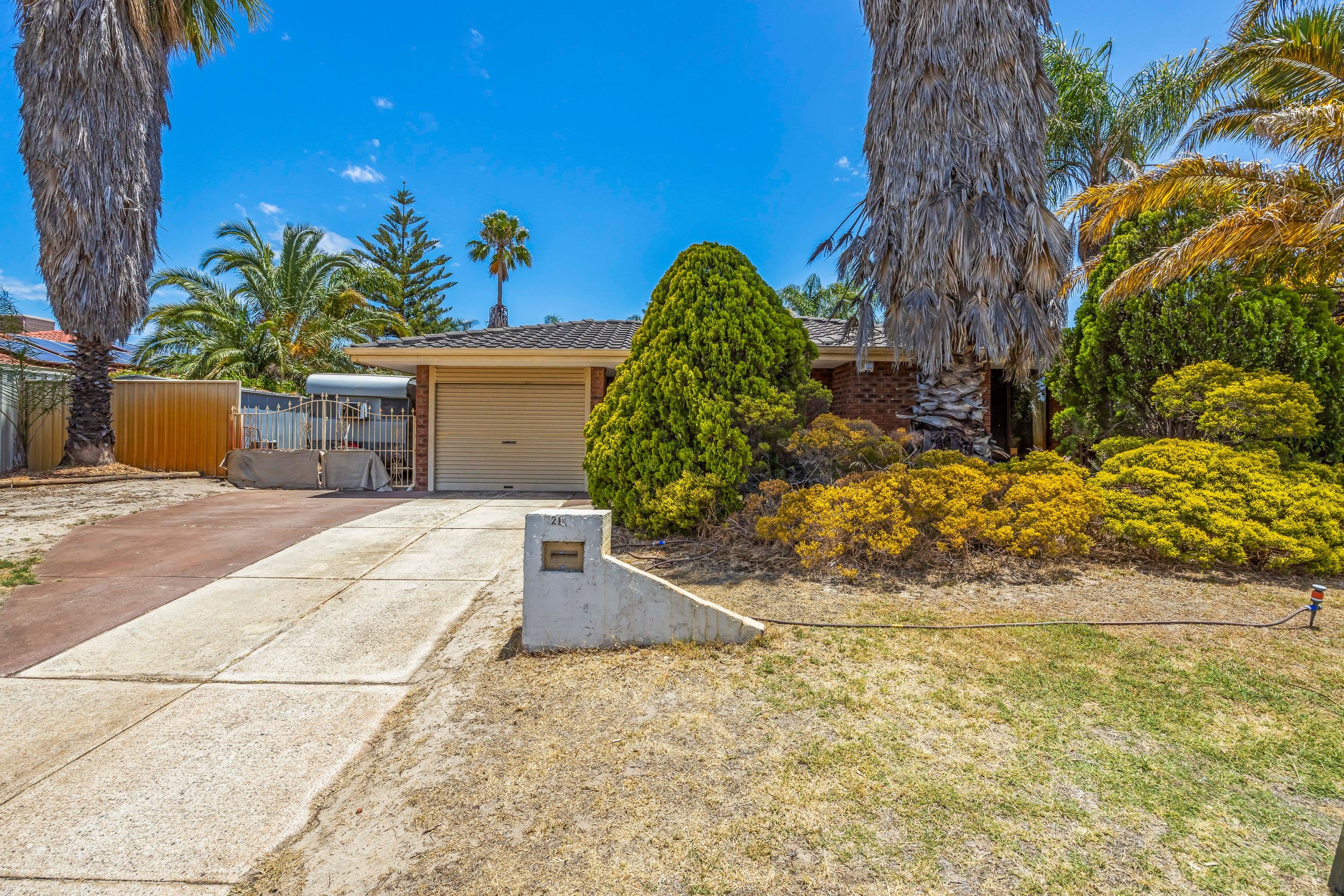21 Pelican Parade, Ballajura WA 6066, Ballajura - Image 1