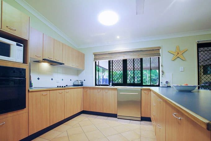4 Chablis Court, BUDERIM QLD 4556, Buderim - Thumbnail 2