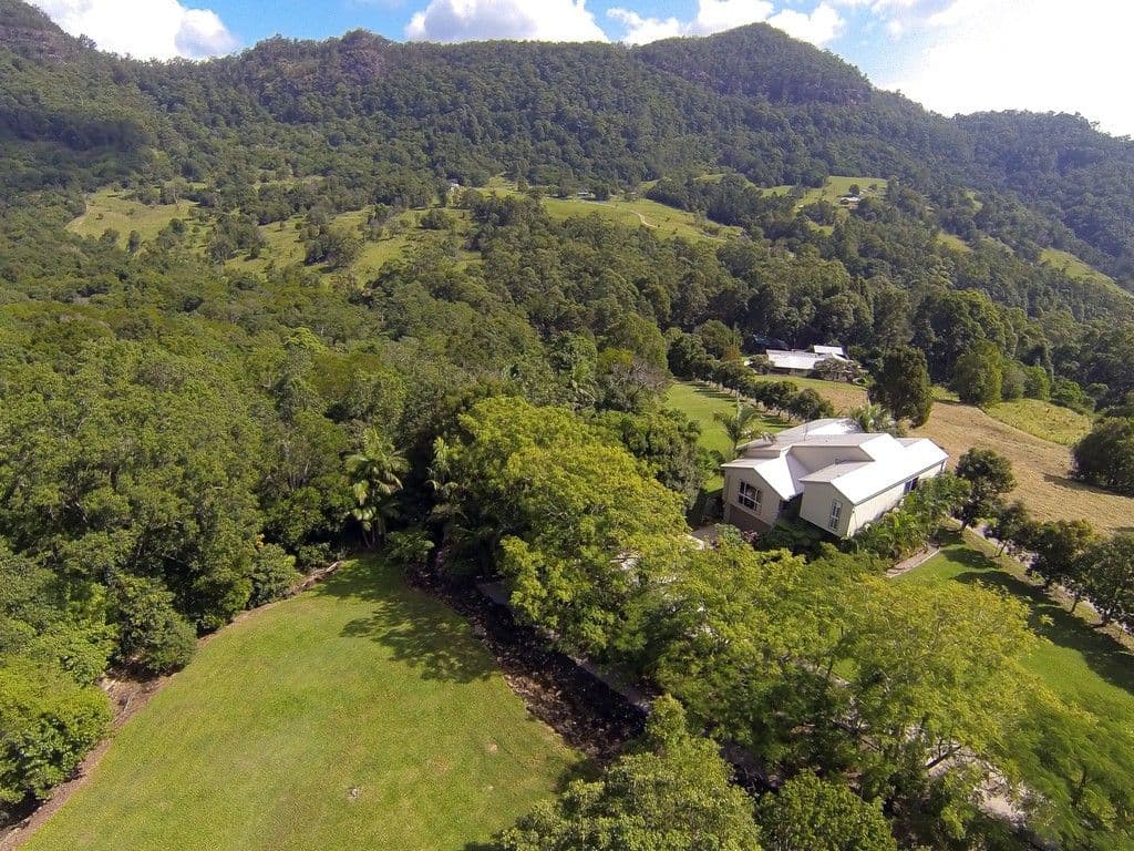 342 Petsch Creek Road, TALLEBUDGERA VALLEY QLD 4228, Tallebudgera Valley - Thumbnail 4