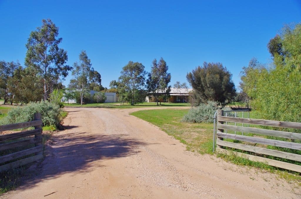 89 Chaffey Street, Renmark SA 5341, Renmark - Thumbnail 2