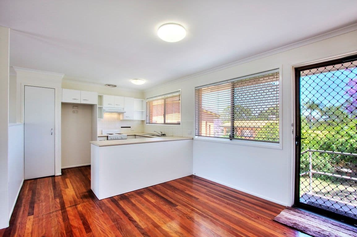8 Francis Road, SHAILER PARK QLD 4128, Shailer Park - Thumbnail 2