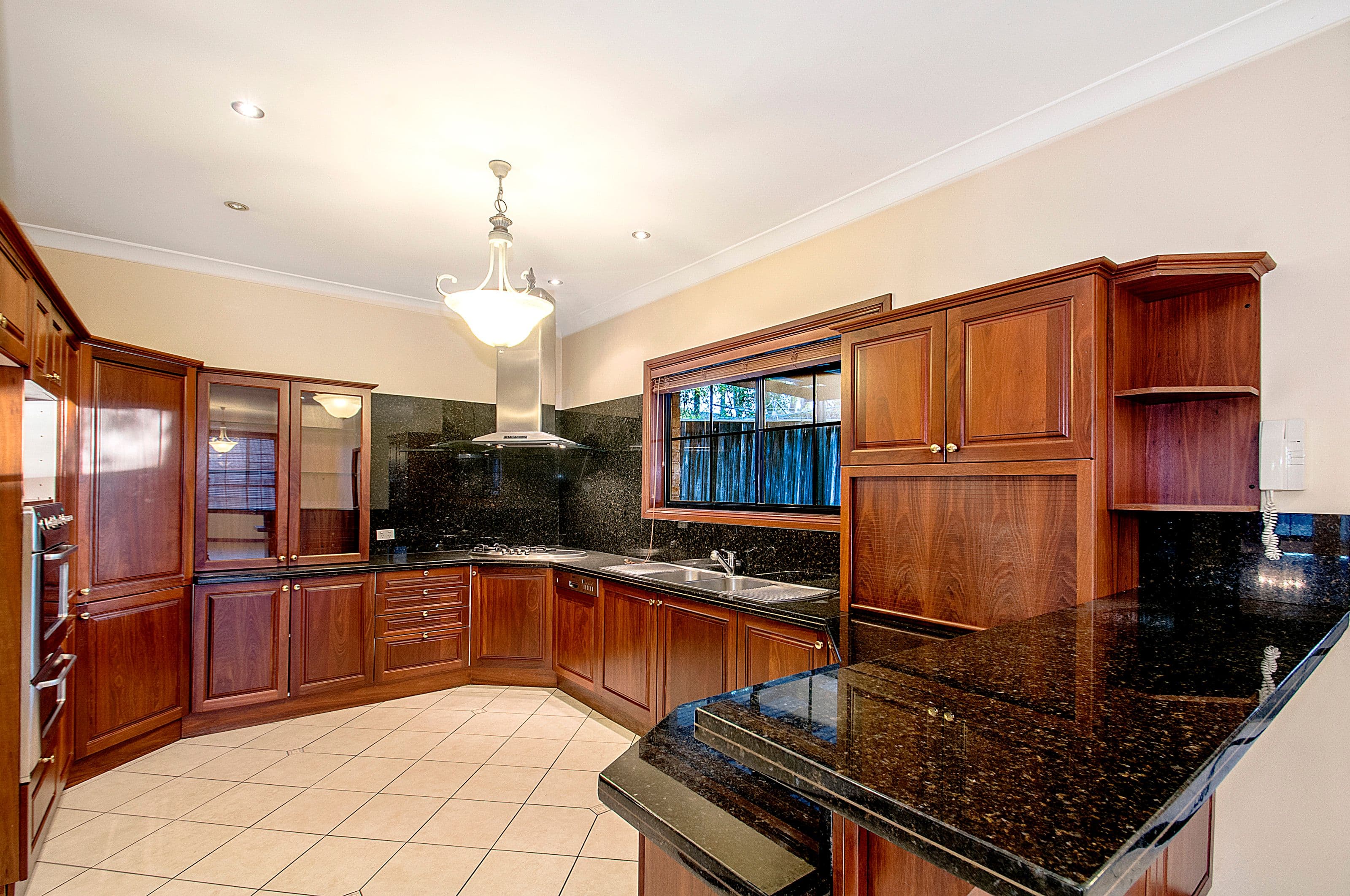 7 Fenwick Close, Kellyville NSW 2155, Kellyville - Thumbnail 2