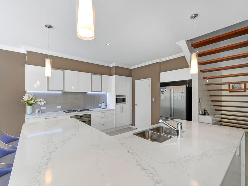 11 Parkview Place, Helensvale QLD 4212, Helensvale - Thumbnail 7