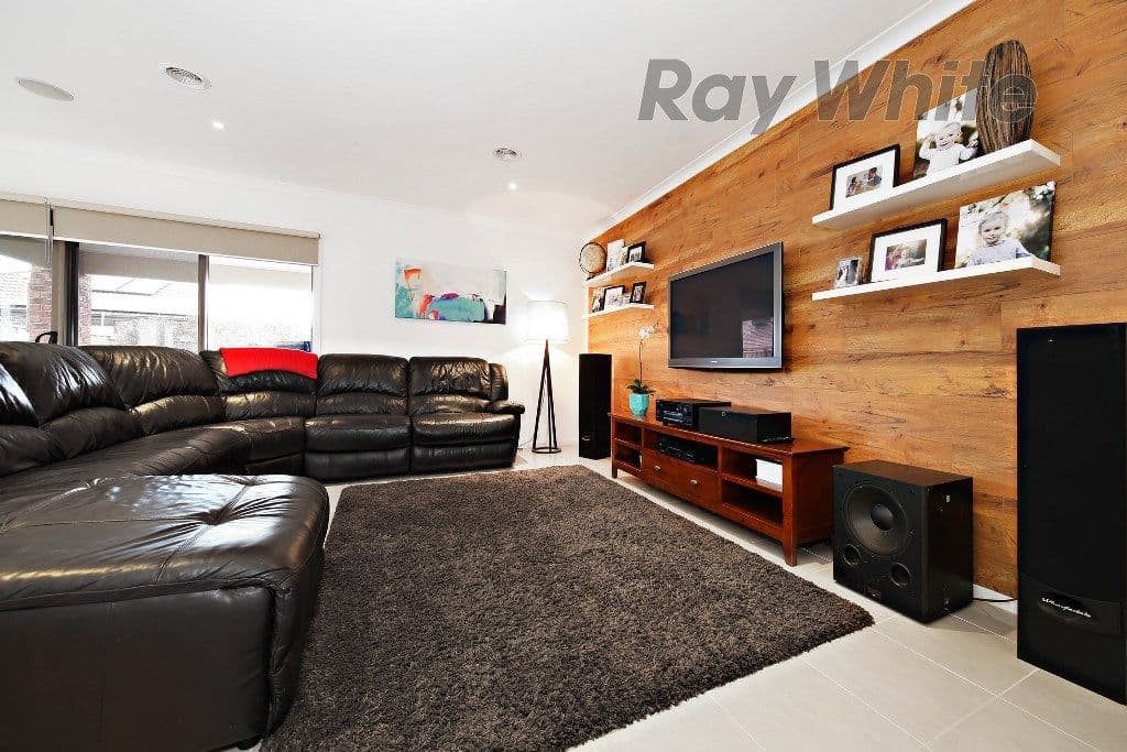 19 Misqa Avenue, Point Cook VIC 3030, Point Cook - Thumbnail 7