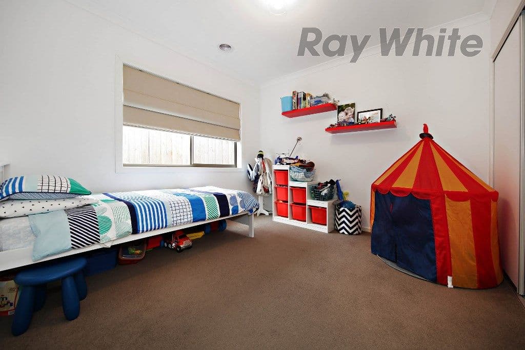 19 Misqa Avenue, Point Cook VIC 3030, Point Cook - Thumbnail 8