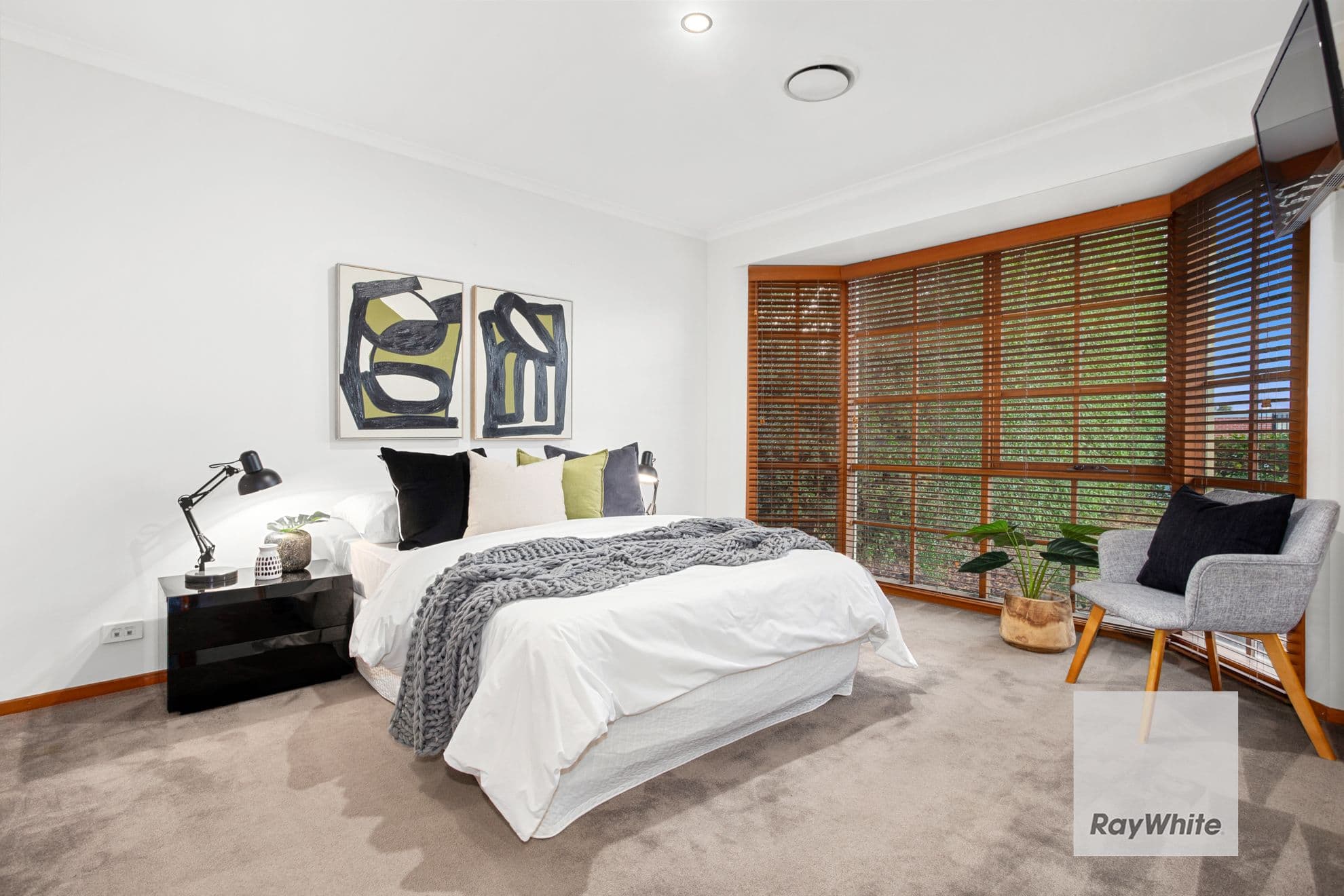8 Parmelia Drive, Taylors Lakes VIC 3038, Taylors Lakes - Thumbnail 4