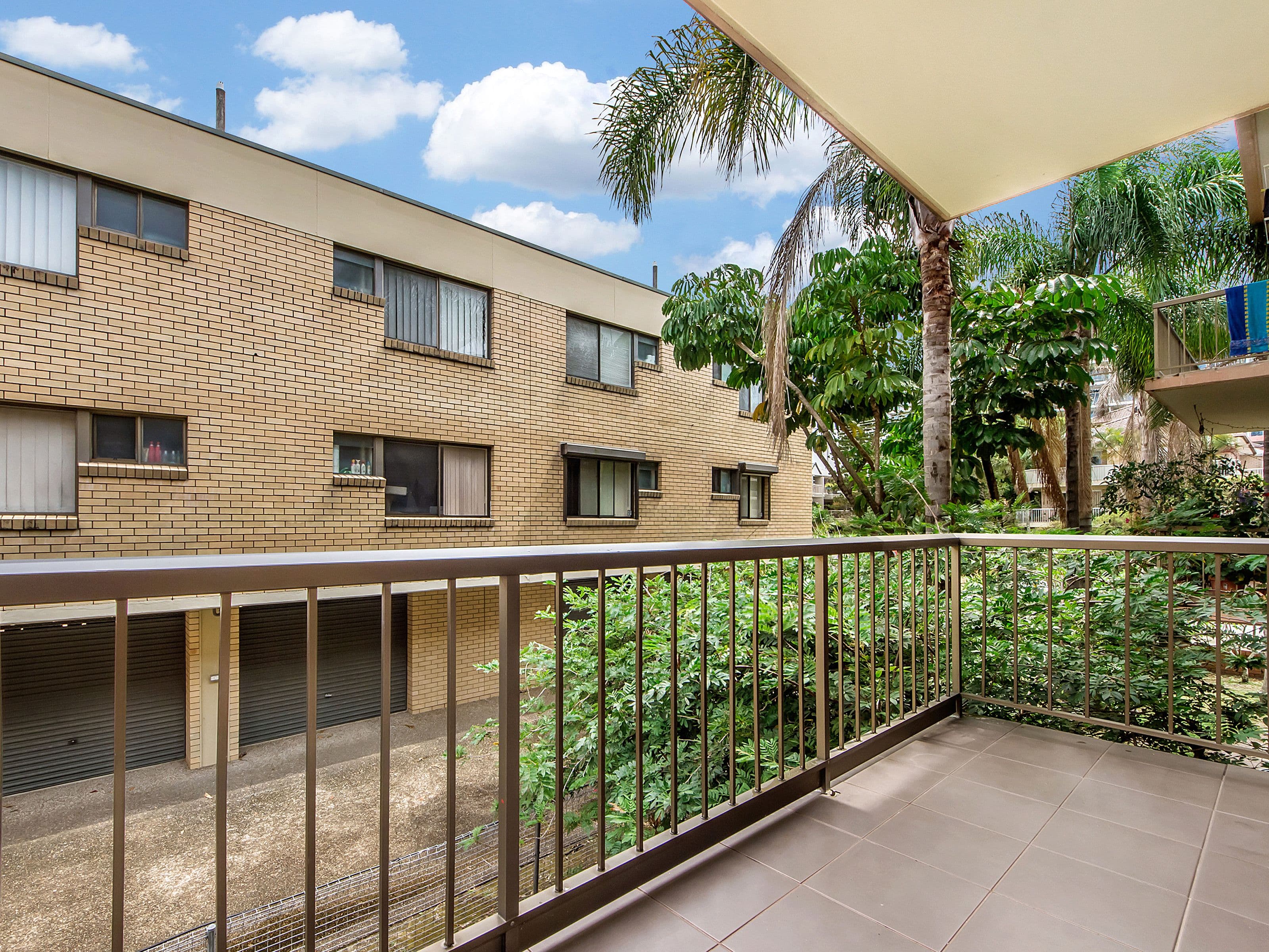 14 Brighton Street, Biggera Waters QLD 4216, Biggera Waters - Thumbnail 2