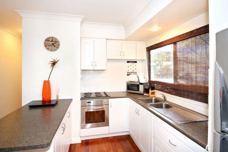 8 Alma Street, SOUTHPORT QLD 4215, Southport - Thumbnail 7