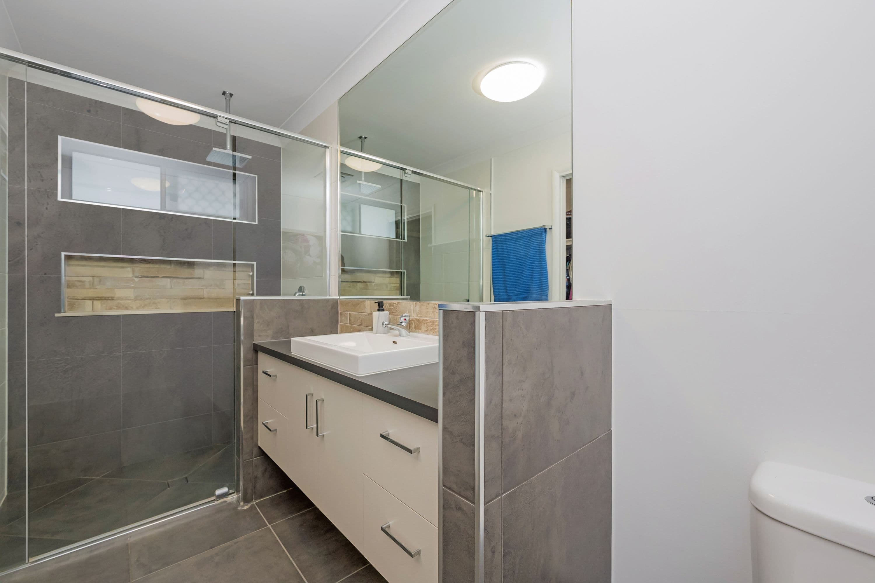 81 Fremont Street, Mount Low QLD 4818, Mount Low - Thumbnail 8