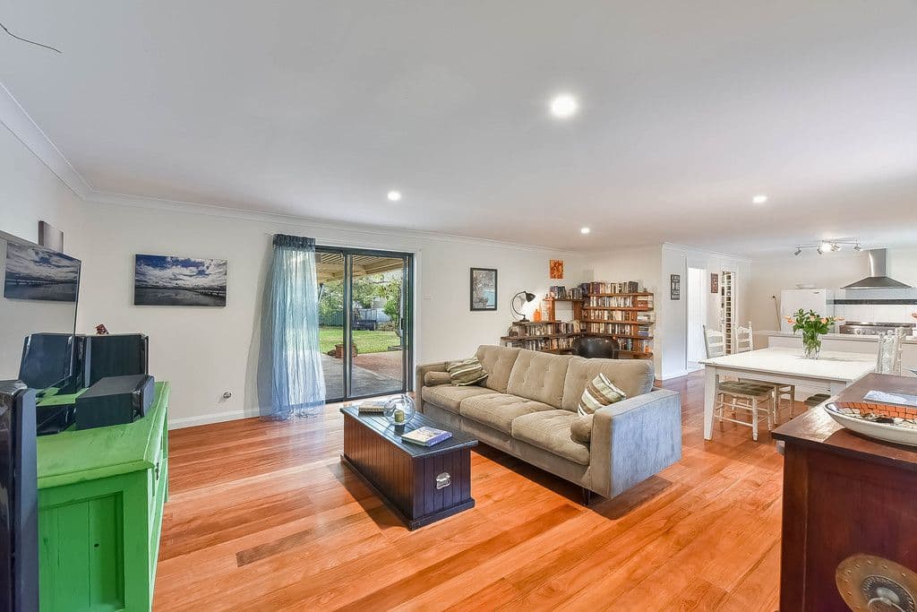 13 Cobham Street, Yanderra - Thumbnail 4