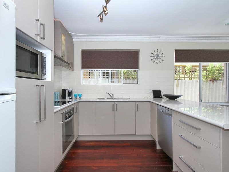 230 Erindale Road, HAMERSLEY WA 6022, Hamersley - Thumbnail 2