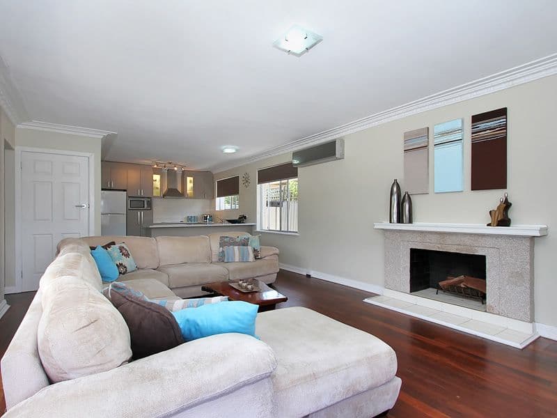 230 Erindale Road, HAMERSLEY WA 6022, Hamersley - Thumbnail 4