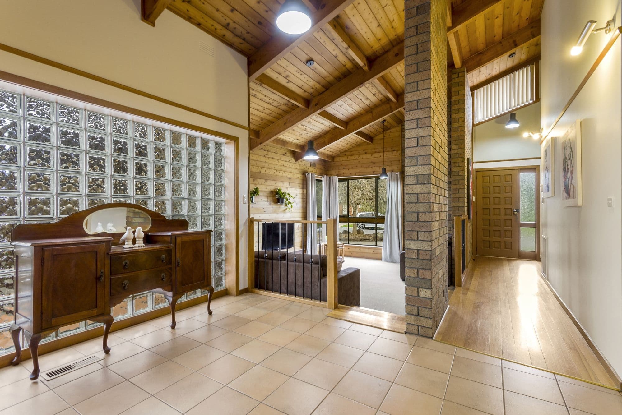 4 Thelma Court, Werribee VIC 3030, Werribee - Thumbnail 2