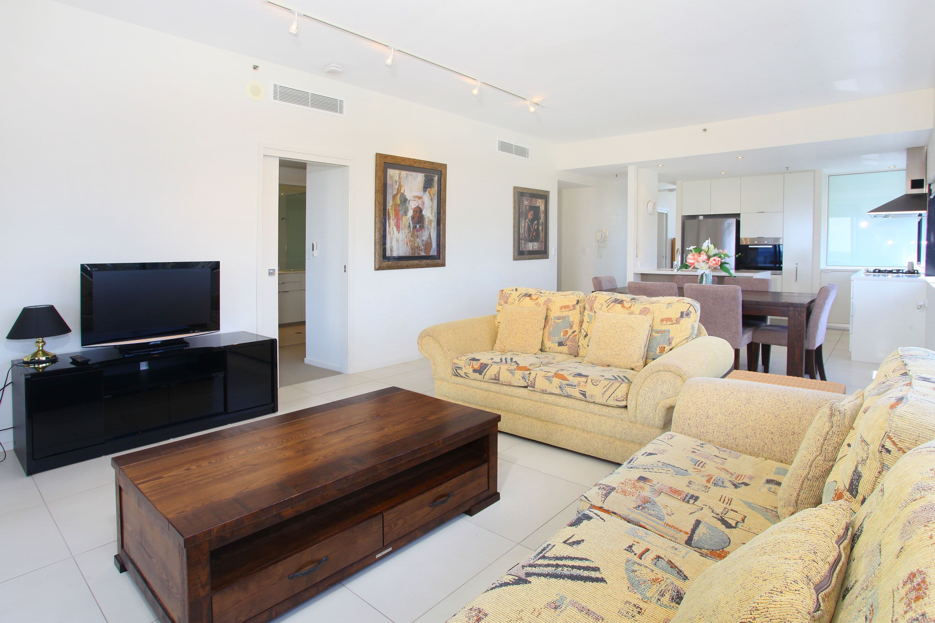 701 'Ultra' 14 George Avenue, Broadbeach QLD 4218, Broadbeach - Thumbnail 3