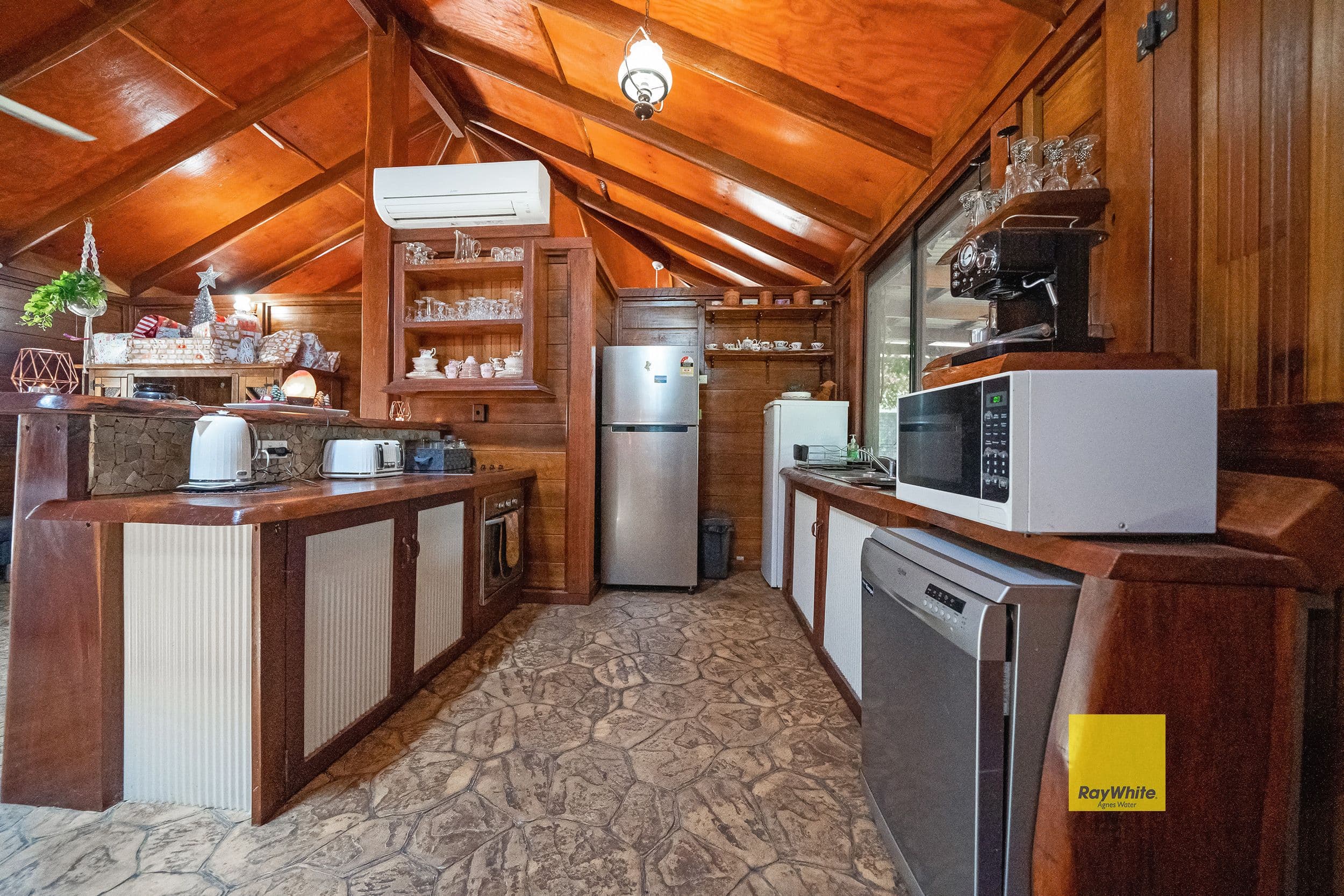 72 Watkins Road, Agnes Water QLD 4677, Agnes Water - Thumbnail 2