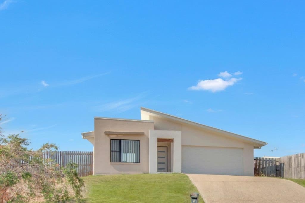 4 Eyre Court, Glen Eden QLD 4680, Glen Eden - Image 1