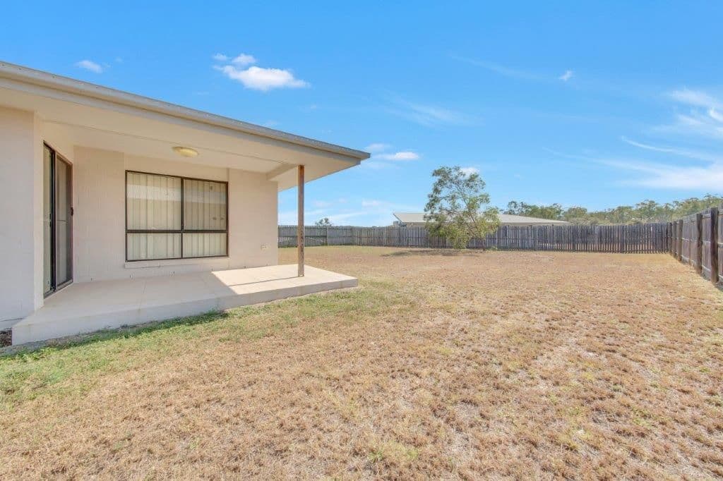 4 Eyre Court, Glen Eden QLD 4680, Glen Eden - Thumbnail 3