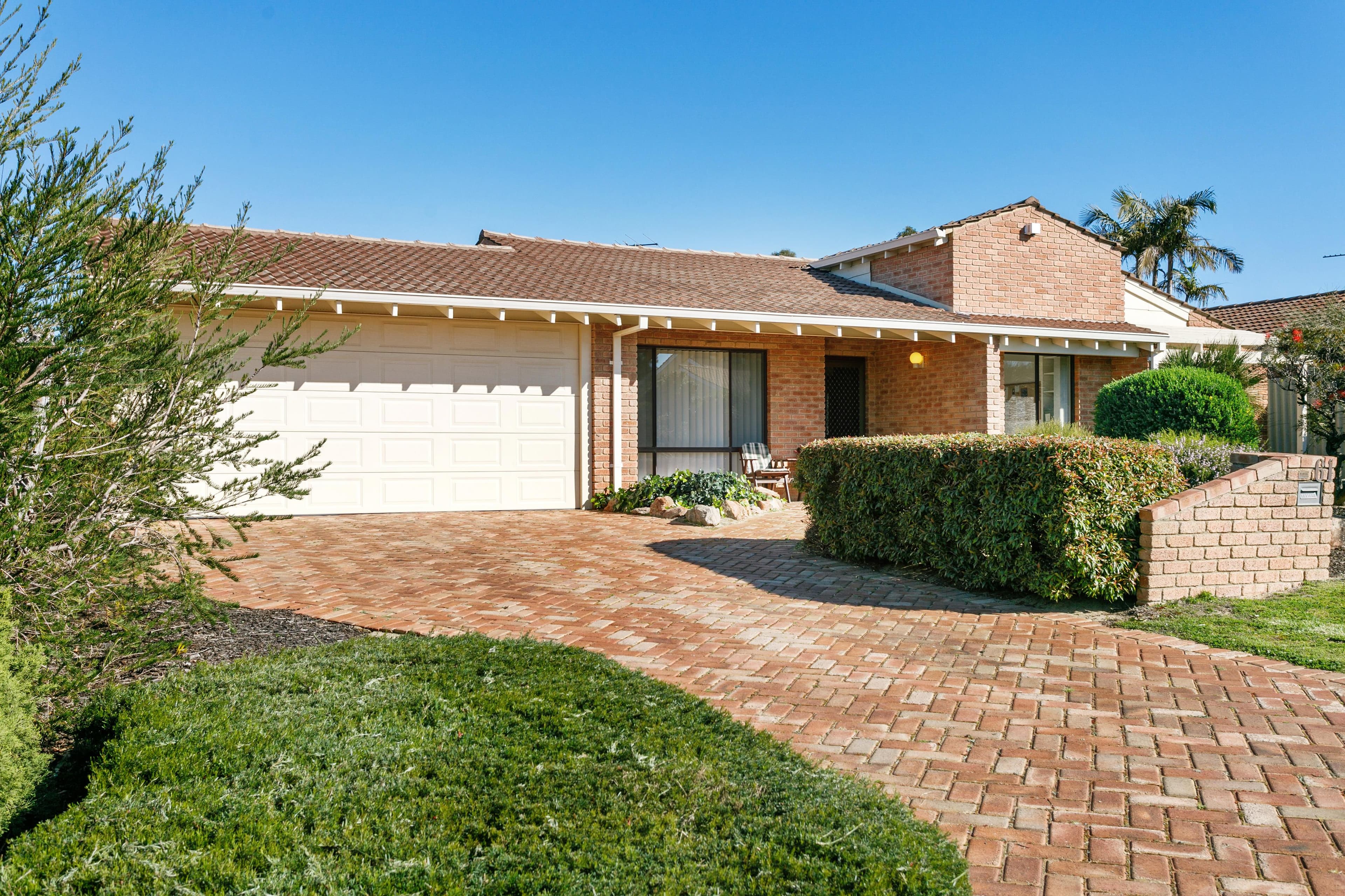 61 Hayfield Way, Duncraig WA 6023, Duncraig - Thumbnail 2