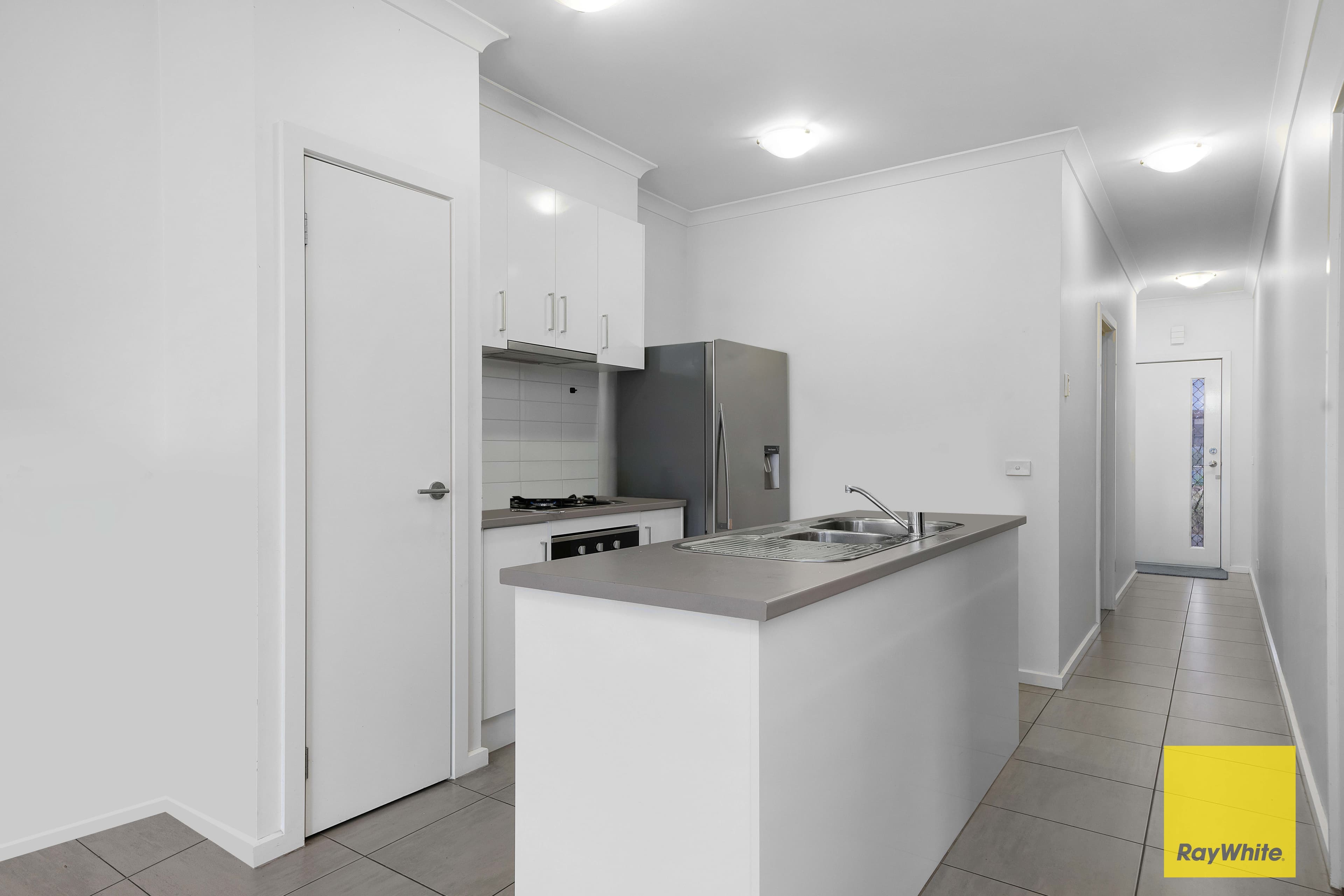6 Houghton Avenue, Tarneit VIC 3029, Tarneit - Thumbnail 3