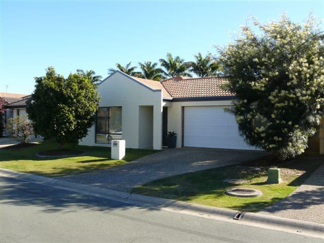 110 Serafina Drive, HELENSVALE QLD 4212, Helensvale - Thumbnail 6