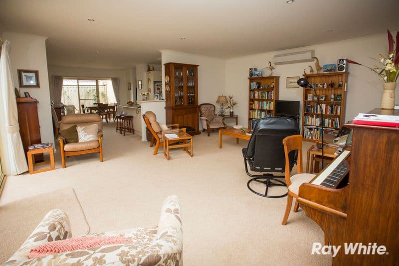 36 Racecourse Road, PAKENHAM VIC 3810, Pakenham - Thumbnail 5