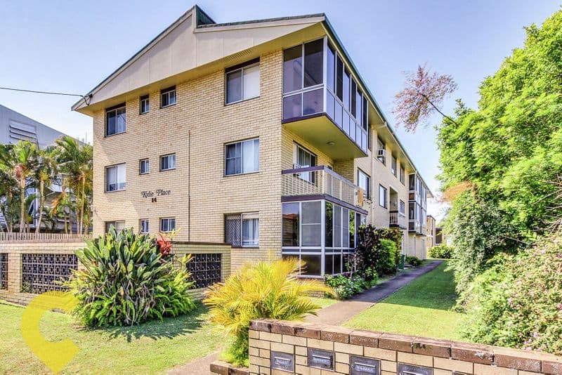 14 Downs Street, Redcliffe - Image 1