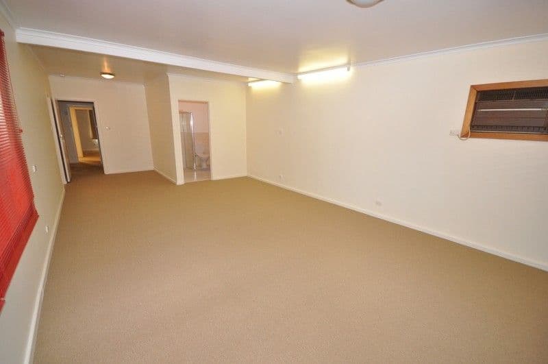 21 Blake Road, ELIZABETH SOUTH SA 5112, Elizabeth South - Thumbnail 2