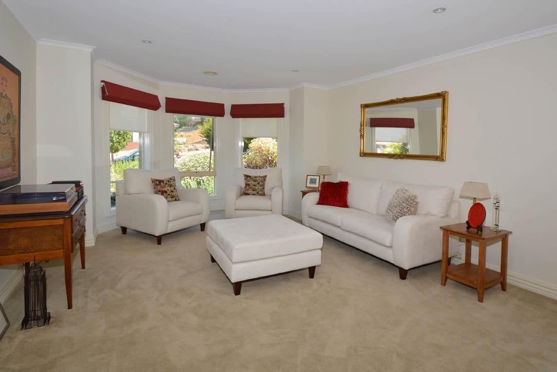 34 Bundanoon Avenue, SUNBURY VIC 3429, Sunbury - Thumbnail 3