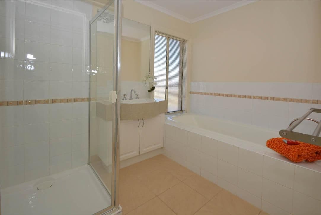 34 Bundanoon Avenue, SUNBURY VIC 3429, Sunbury - Thumbnail 7