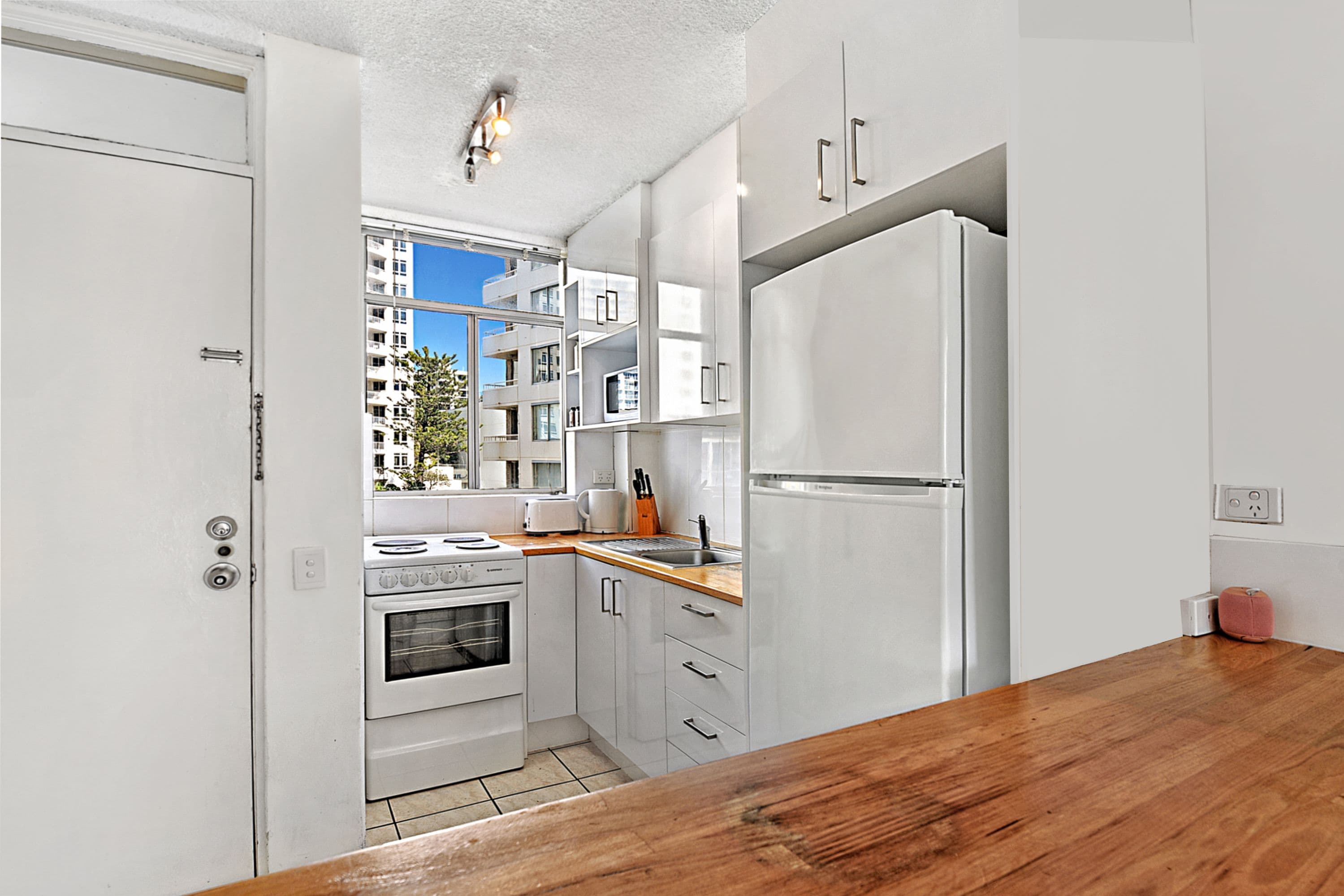 64 The Esplanade, Surfers Paradise QLD 4217, Surfers Paradise - Thumbnail 5